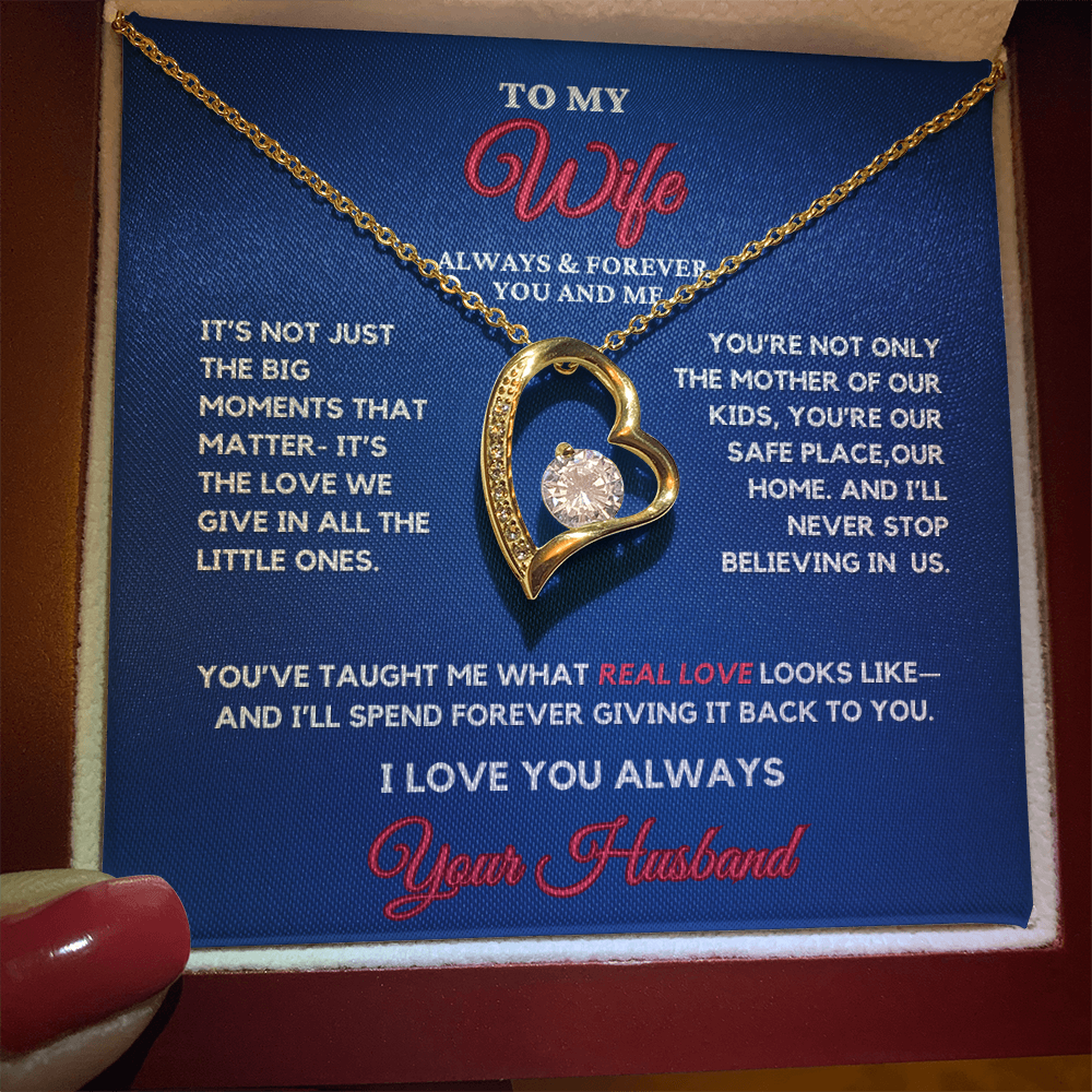 Forever Love Heart Necklace for Your Beautiful Wife-Celebrate her in all the little moments