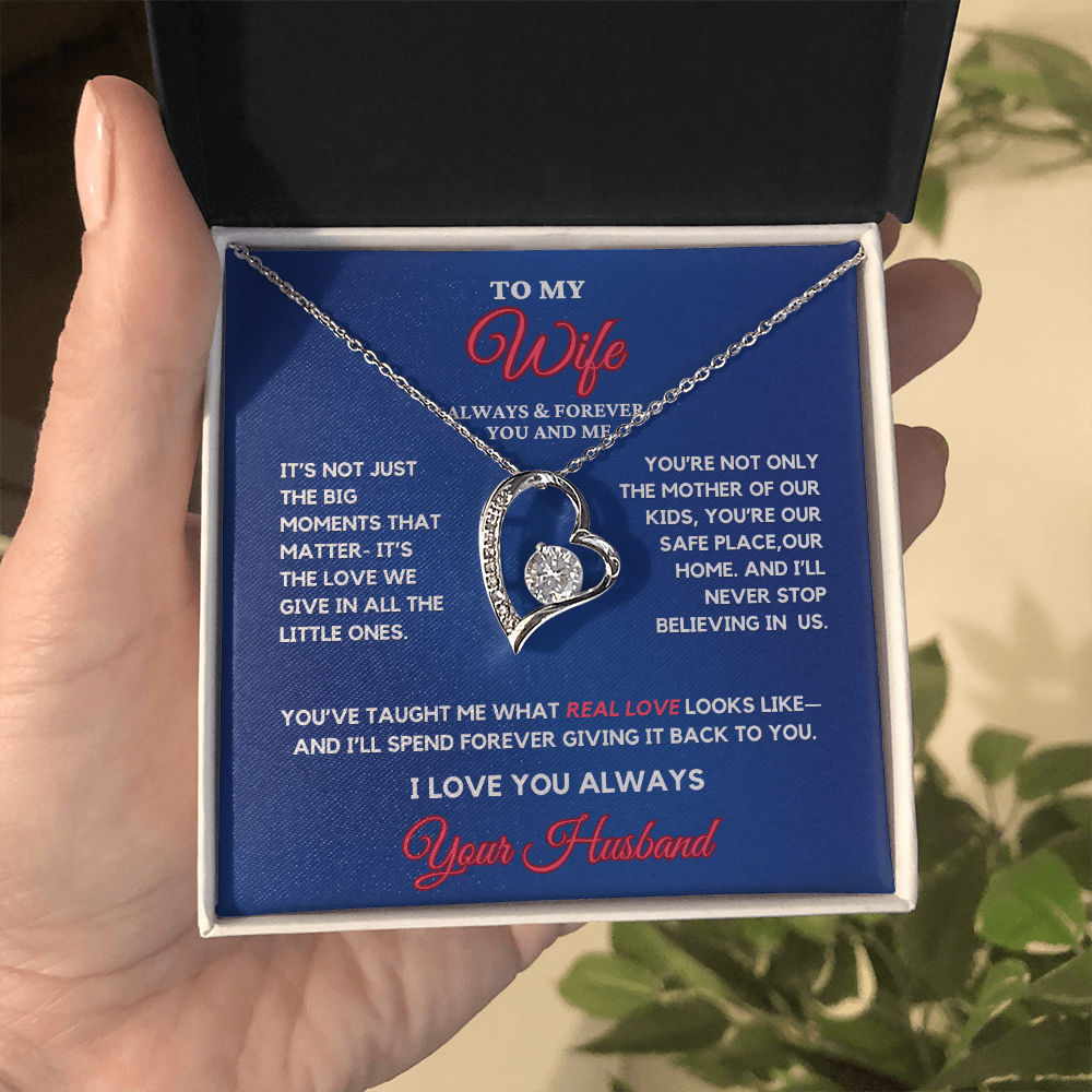 Forever Love Heart Necklace for Your Beautiful Wife-Celebrate her in all the little moments