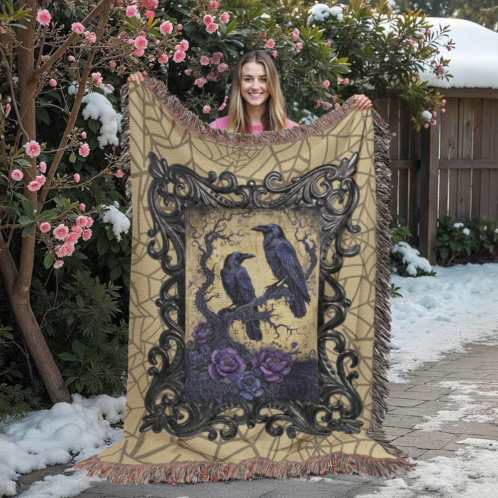 RAVEN WOVEN BLANKET