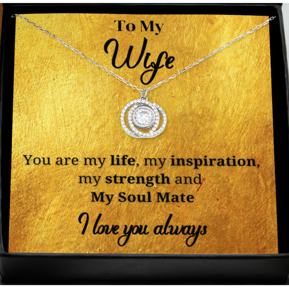 Stunning Interlinking circles necklace for your Beautiful Wife