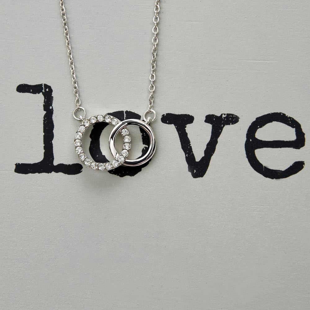 Stunning Circles of Love Necklace for Your Beautiful Wife 💖