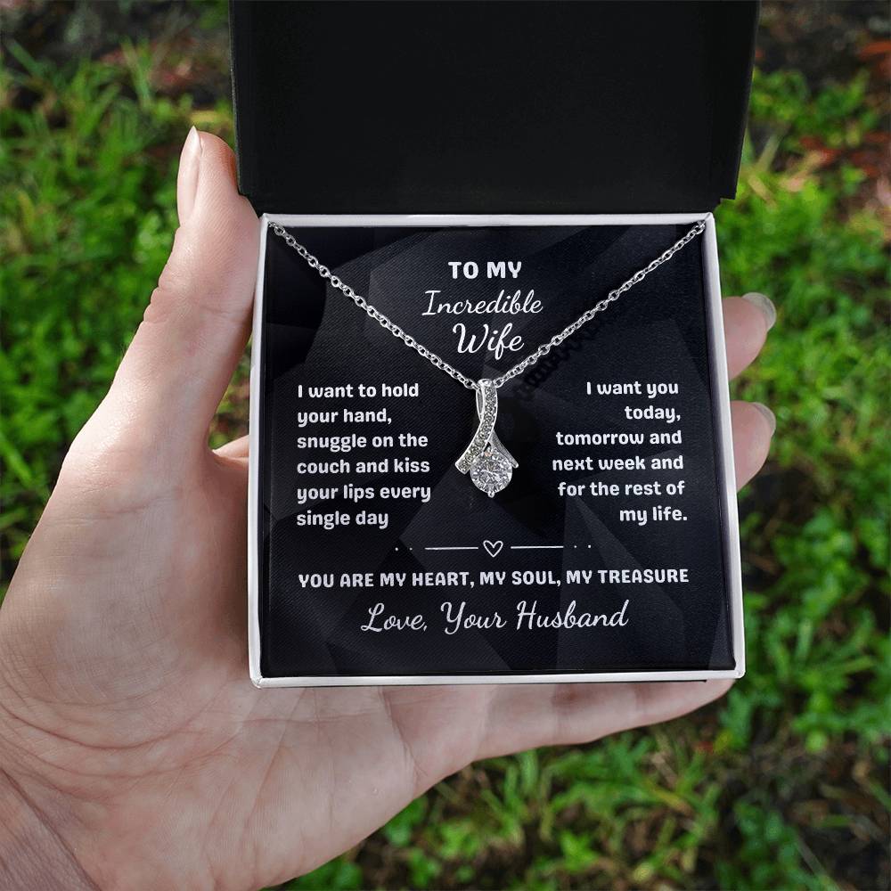 To My Incredible Wife - Alluring Beauty Necklace with Heartfelt Message Card